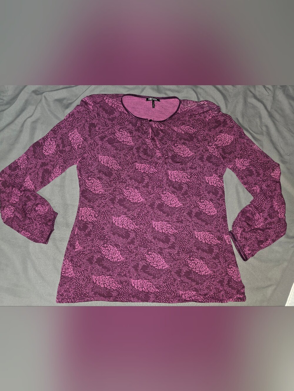 Daisy Fuentes Purple Floral Short Sleeve Top